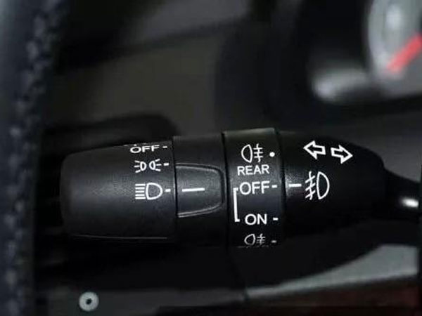 汽車(chē)按鍵激光鐳雕-按鈕激光打標工藝