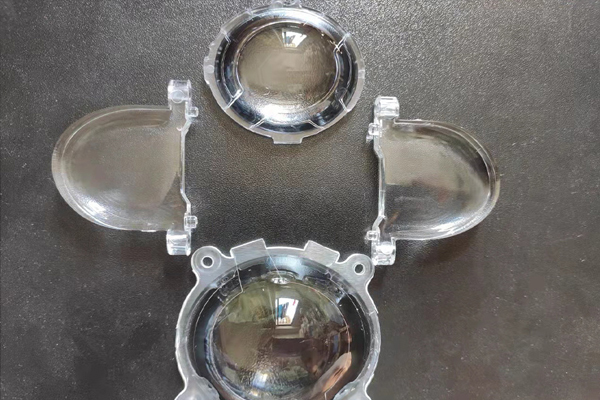 汽車(chē)燈具透鏡水口生產(chǎn)中的激光應用