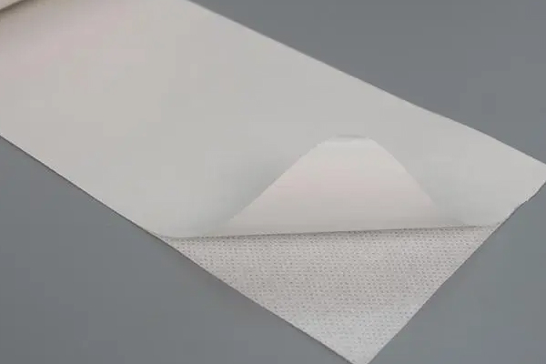 醫用敷料傷口貼切割打孔設備—無(wú)紡布激光切割機