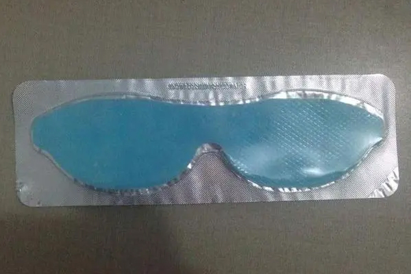 醫用敷料傷口貼切割打孔設備—無(wú)紡布激光切割機